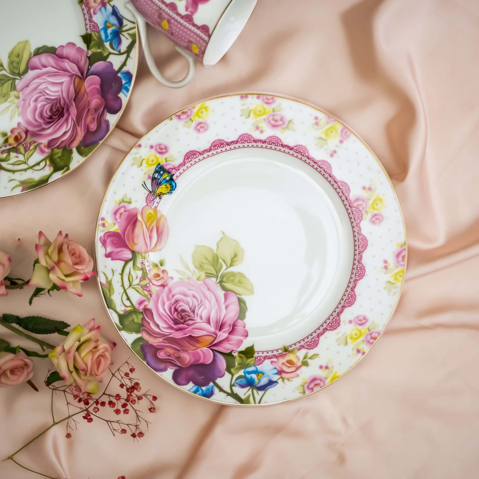 Viola Paeonia Porcelain Dinner Plate