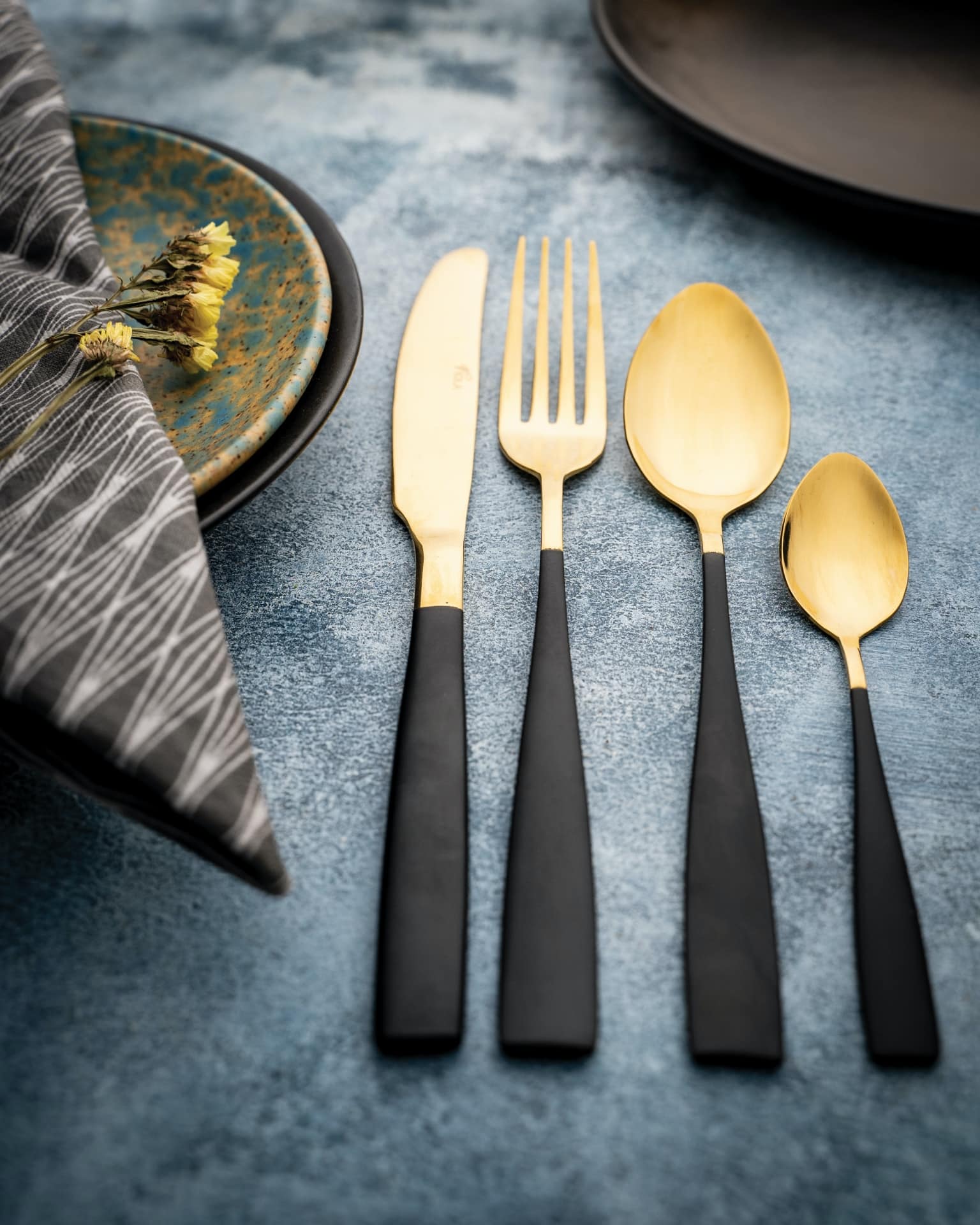 Viola Black & Gold Opulent Cutlery Set
