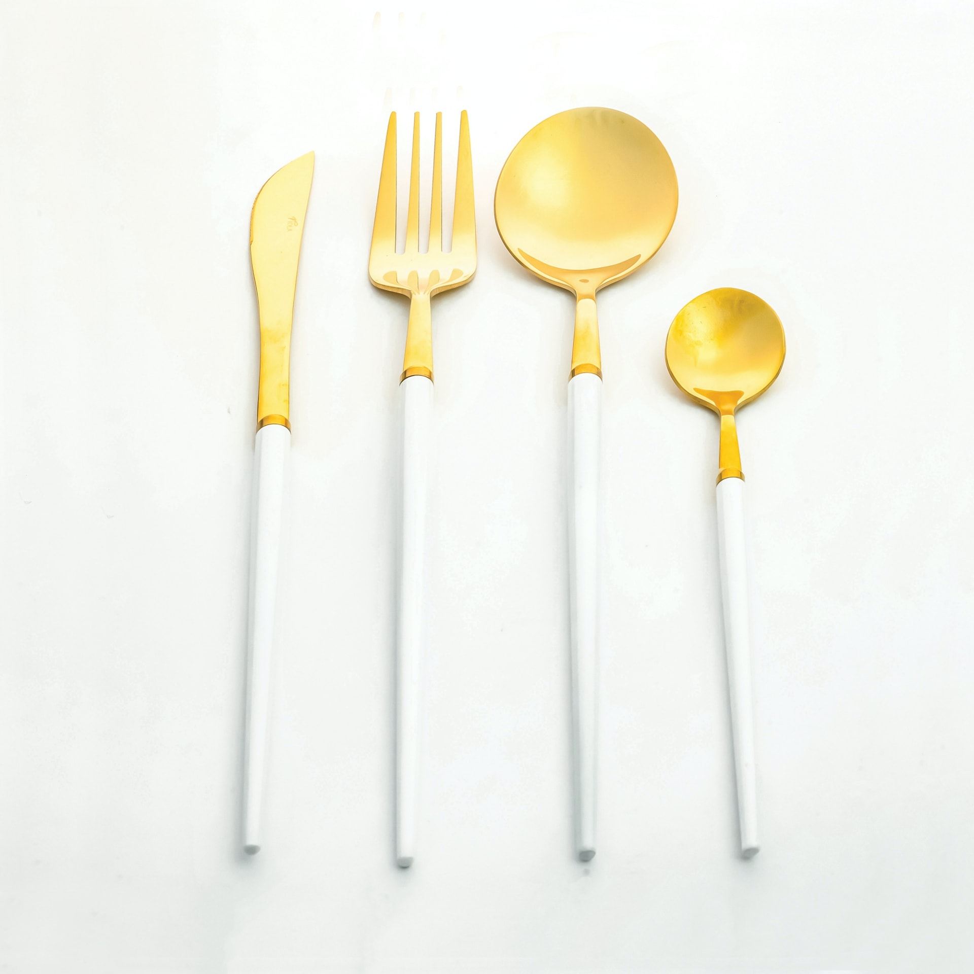 Viola Candescent Cutlery Set